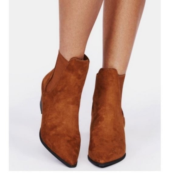 !! NEW !! Faux Suede Pull On Chelsea Ankle Boots in Maple Brown - Picture 2 of 8